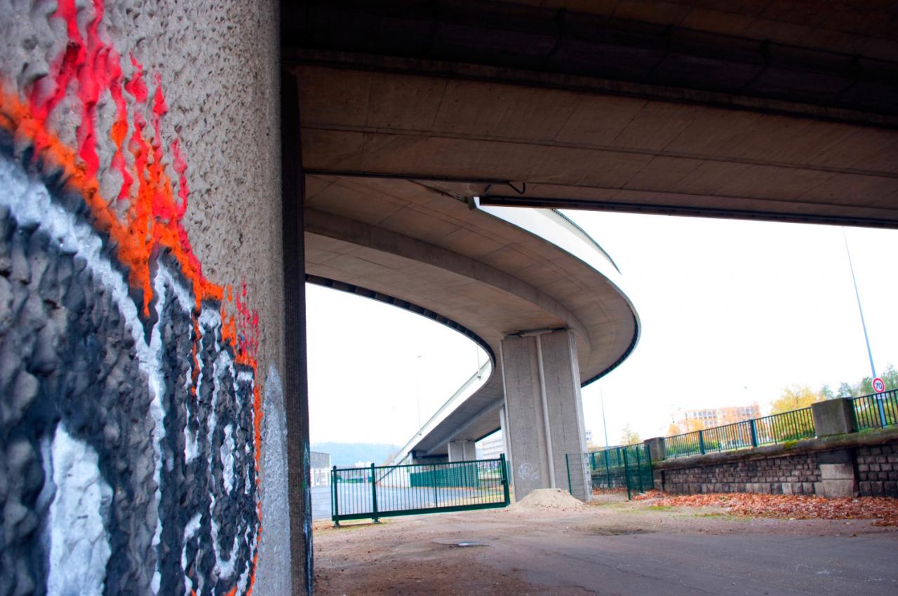 Sous le Pont Mathilde