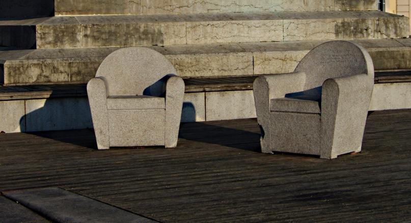 Fauteuils béton